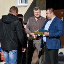 Вручення ключів від соціального житла сім'ям ВПО в регіонах України, вересень-жовтень 2022